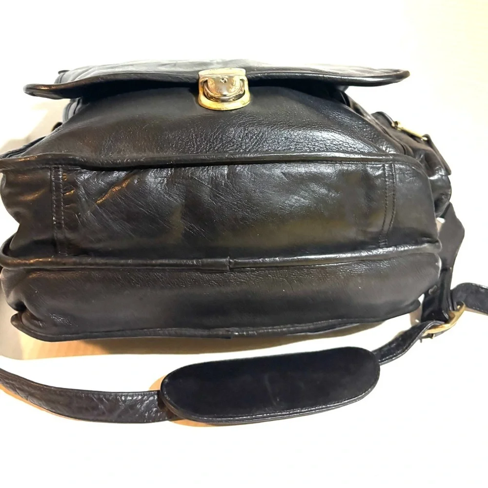 Frye vintage unisex Black distressed Leather Messenger Bag